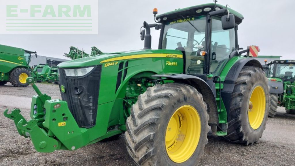 John Deere 8345 R Tractor 195.000 €
