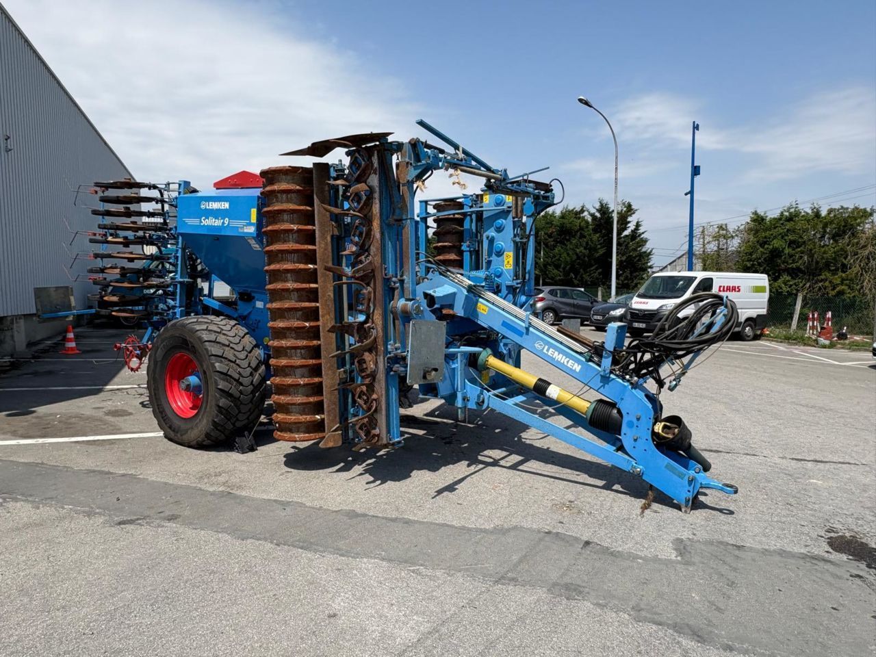 E-FARM: Lemken SOLITAIR 9 - Drilling machine combination - id ZNPDL9N - €38,900 - Year of construction: 2012 - France