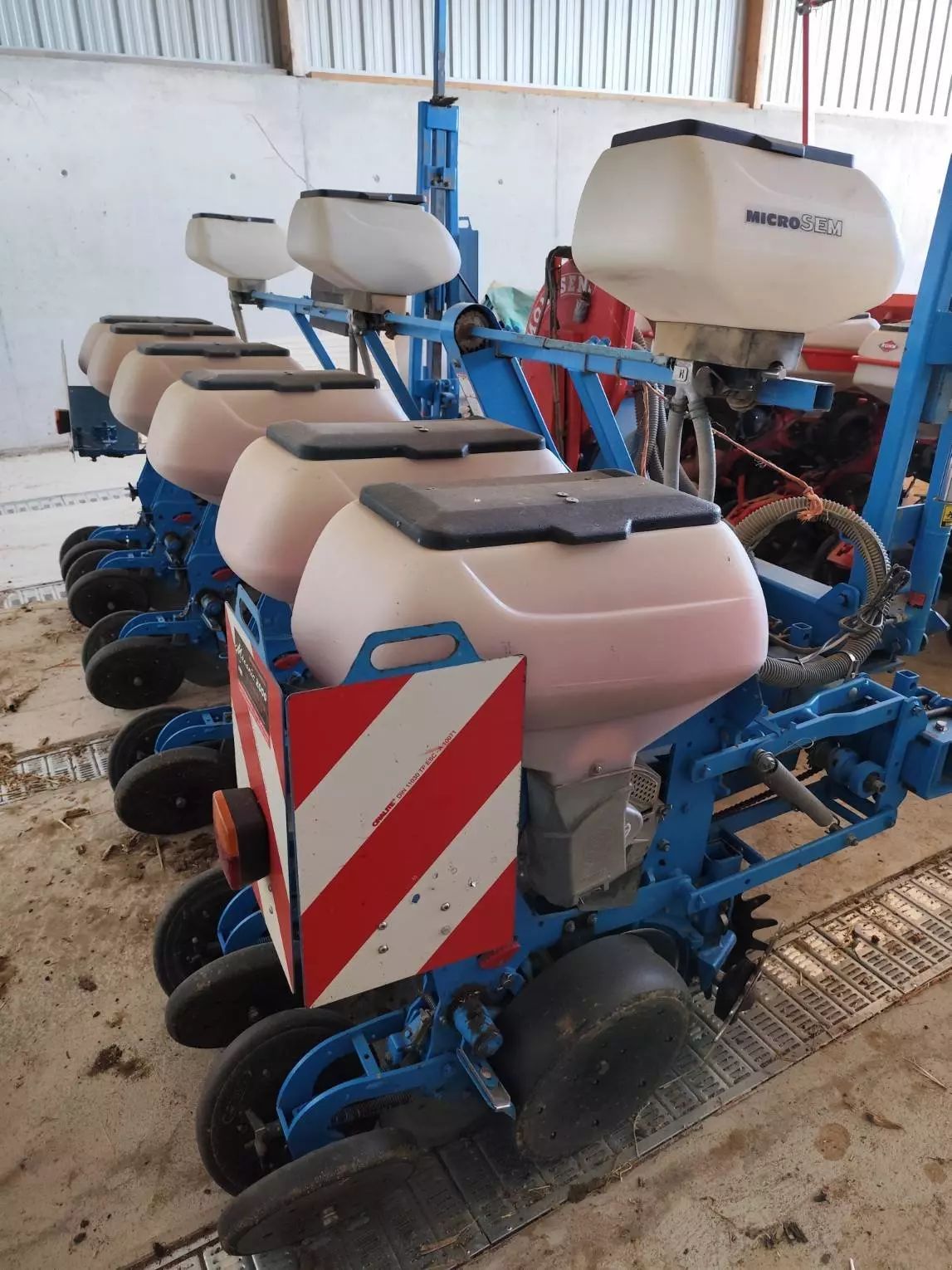 E-FARM: Monosem ng plus 4 telescopique - Taladro de precisión - id 6TUXHYP - 16.500 € - Año: 2018 - Francia