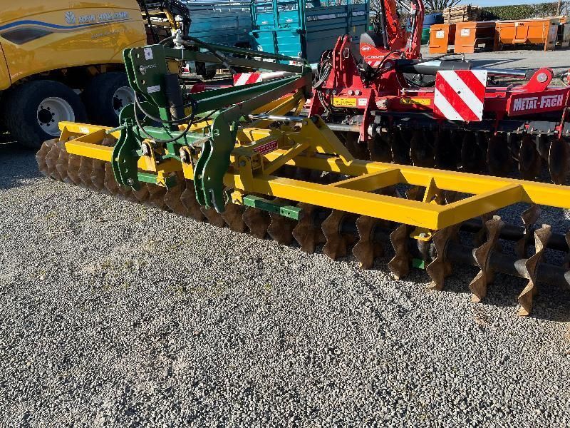 E-FARM: lachaud optiroul - Presses et rouleaux - id AUMLPNN - 11 200 € - Année: 2022 - France