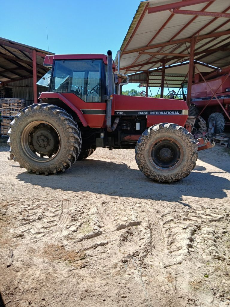 Case IH Magnum 7110 Traktor 17 000 €