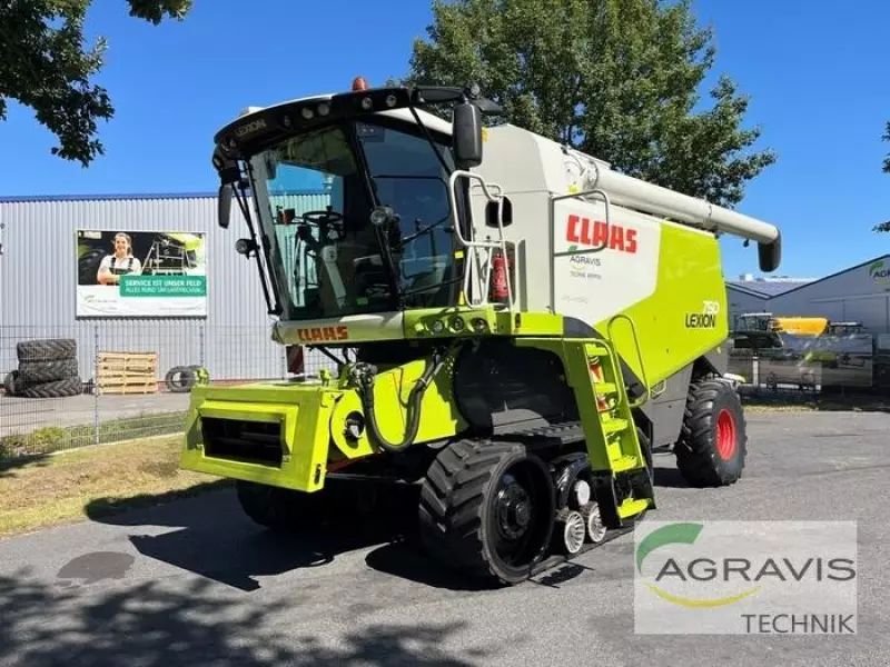 E-FARM: Claas Lexion 750 - Combine harvester - id YD3BHKM - €89,900 - Year of construction: 2011 - Engine hours: 5,296,Engine power (HP): 466,Germany