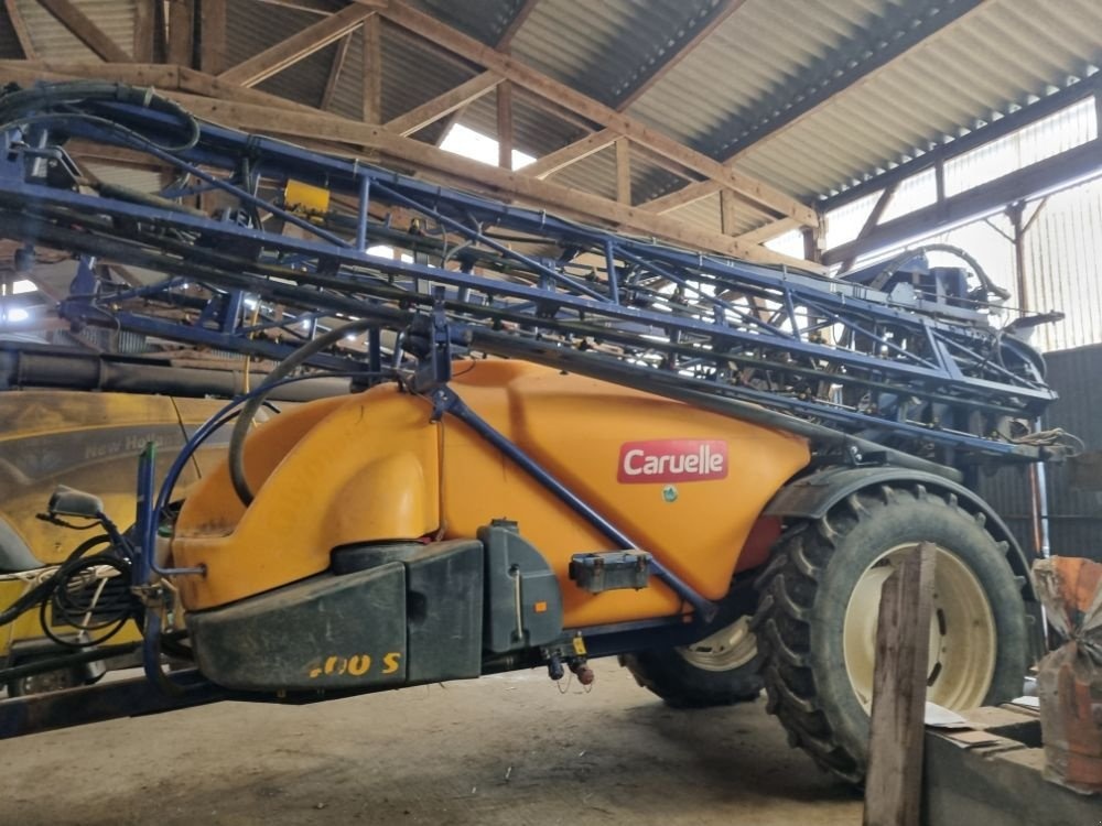 Caruelle 400s sprayers €28,000