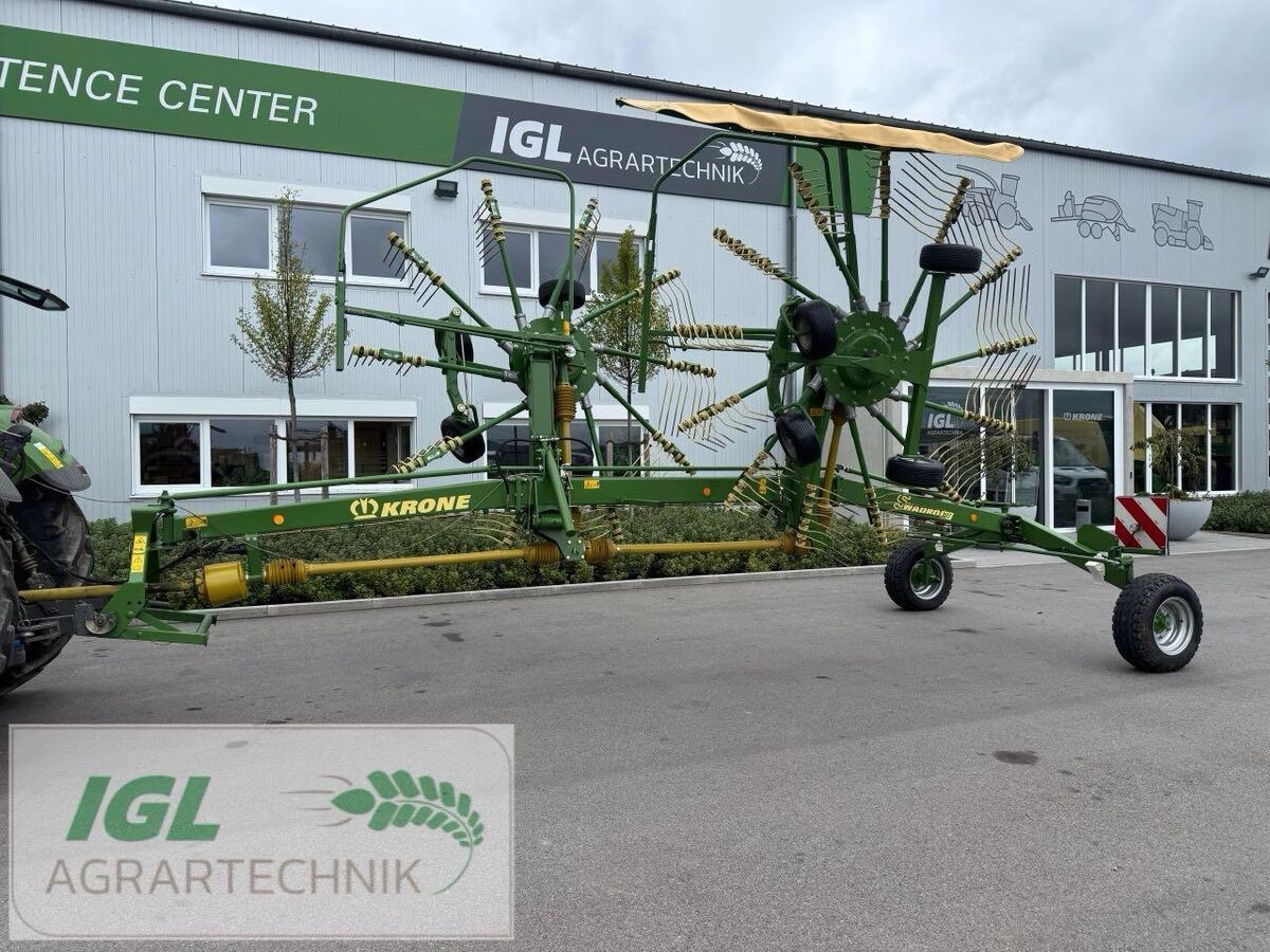 E-FARM: Krone Swadro 807 - Faneuse - id FTDGLKN - 12 900 € - Année: 2013 - Allemagne