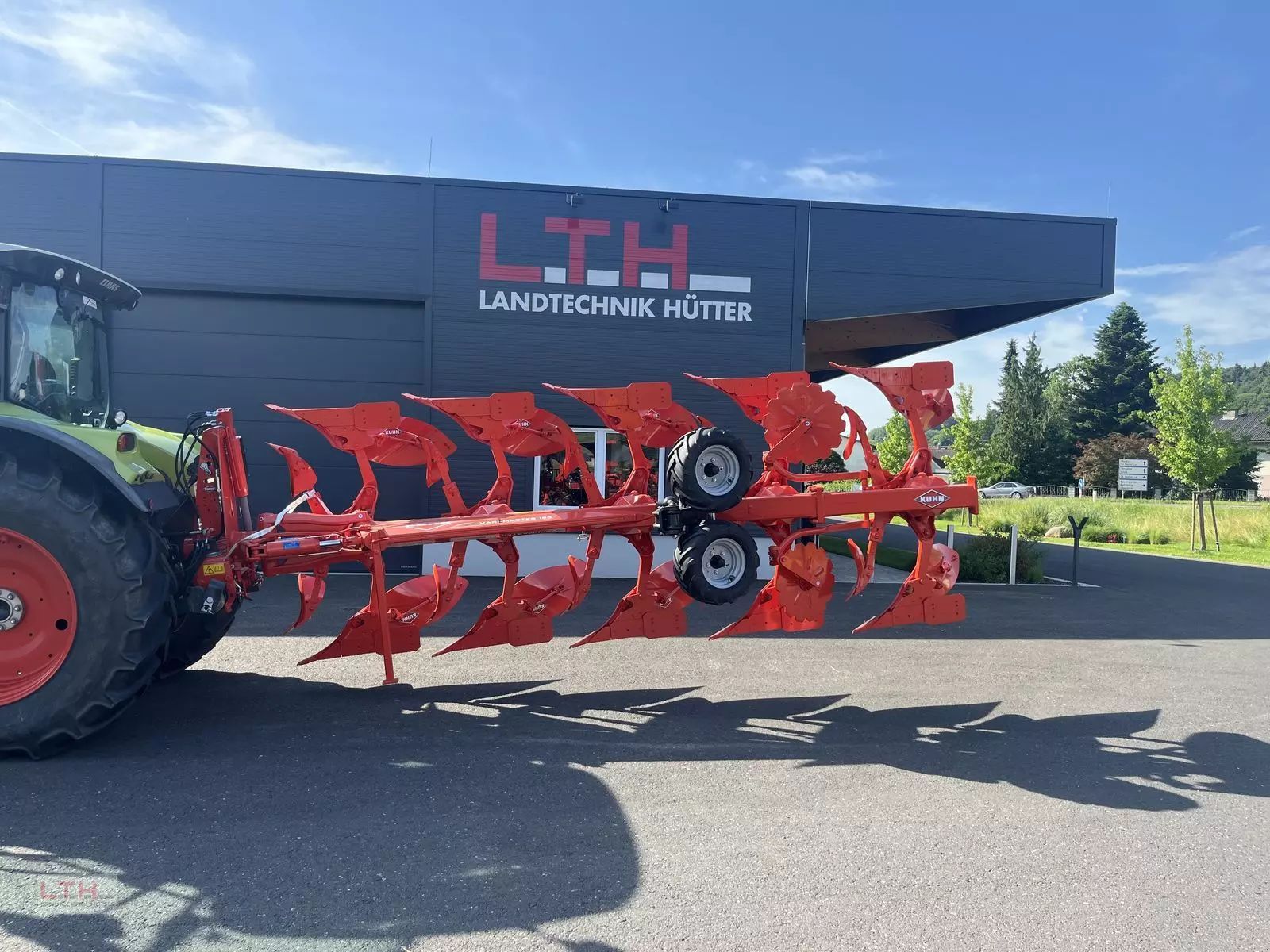 E-FARM: Kuhn Vari-Master 153 5 T - Arado - id LGLUL2V - 30.417 € - Año: 2025 - Austria