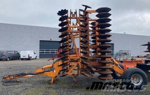 E-FARM: Simba x-press 6.60 meter - Disc harrow - id UQB8C1N - €17,419 - Denmark