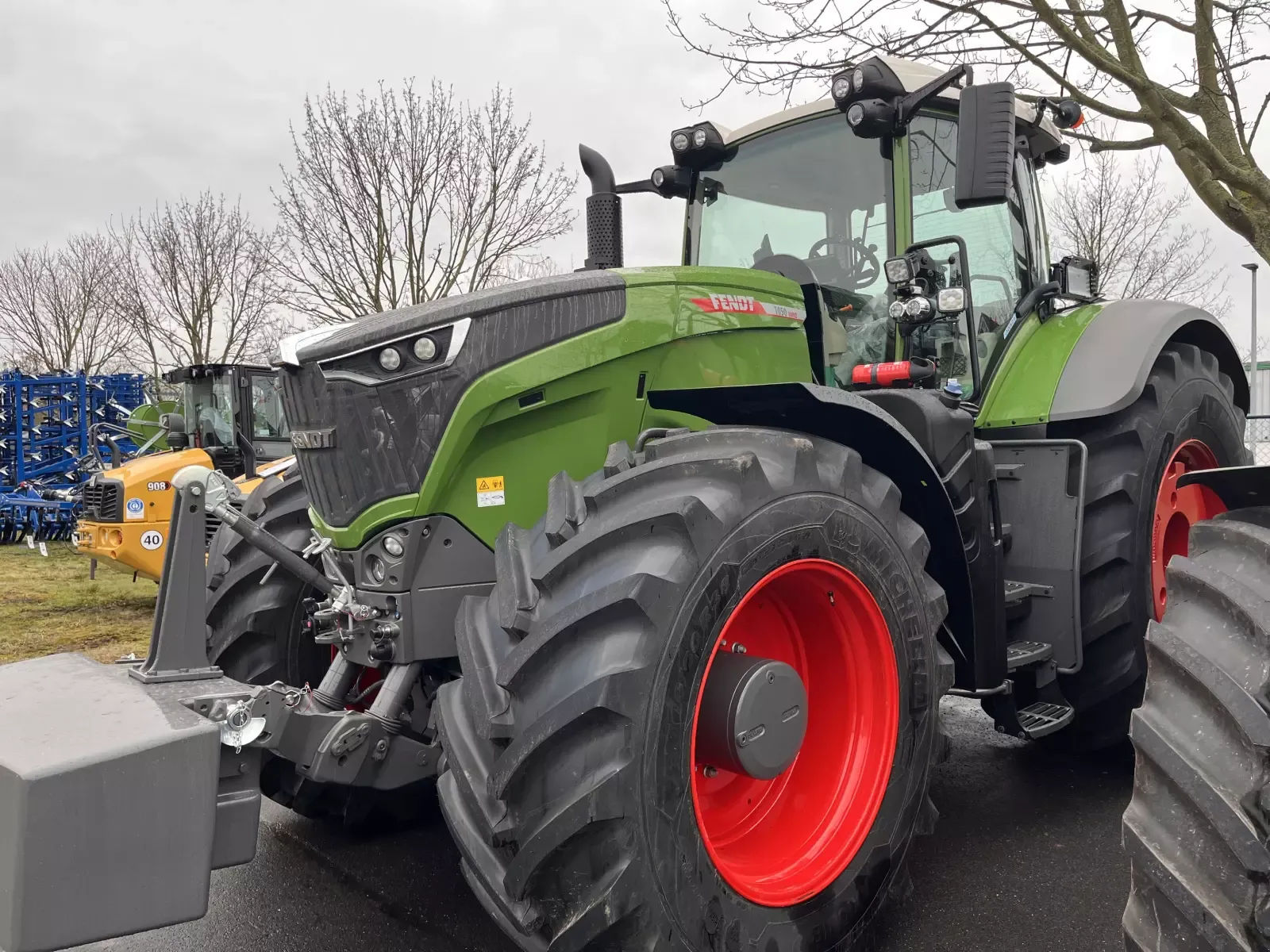 E-FARM: Fendt 1050 Vario ProfiPlus - Tracteur - id RZCPRIH - 385 000 € - Année: 2024 - Lecture du nombre d'heure: 673,Puissance du moteur (chevaux): 517,Allemagne