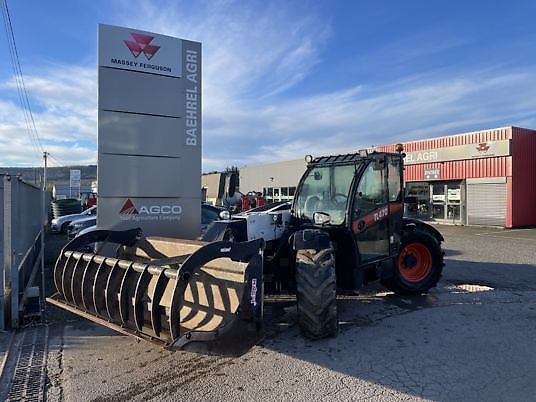 E-FARM: Bobcat tl470 - Chargeur télescopique  - id 8PEJDMK - 39 500 € - Année: 2015 - Lecture du nombre d'heure: 7 000,France