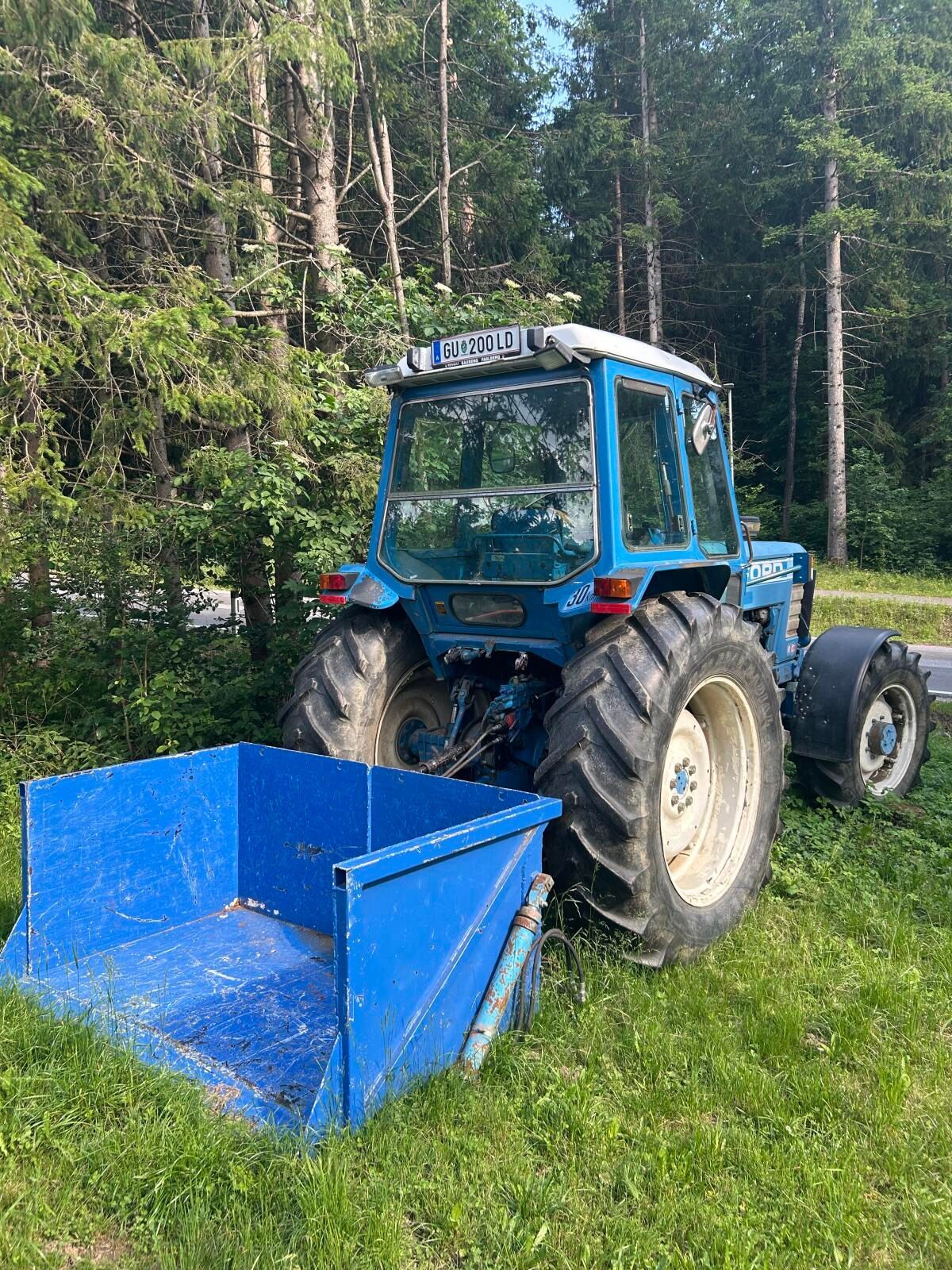 Ford Traktor 15 000 €