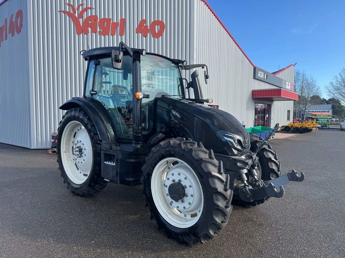 E-FARM: Valtra A105 - Tractor - id 5PA2UGD - €67,500 - Year of construction: 2022 - Engine hours: 200,Engine power (HP): 105,France