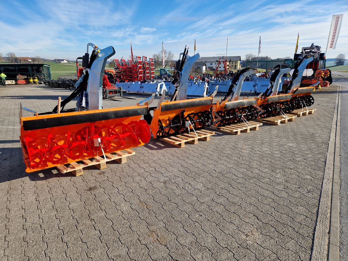 E-FARM: cerruti basic hy schneefräse mit 140 cm für hoflader - Kommunaltechnik - id UHYN4MI - Baujahr: 2025 - Österreich