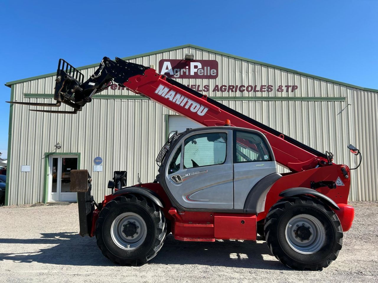 E-FARM: Manitou mt1840 - Telehandler - id B499LBX - €49,000 - Year of construction: 2016 - Engine hours: 4,270,Engine power (HP): 100,France