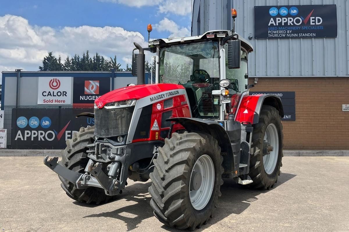 Massey Ferguson 8S.265 Tractor €109,023