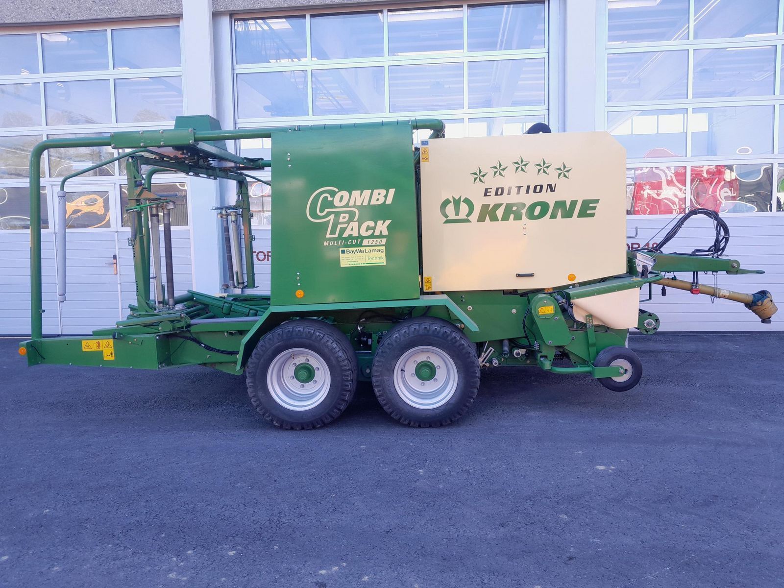 E-FARM: Krone combi pack 1250 - Baler - id UVU5EBC - €27,500 - Year of construction: 2015 - Austria