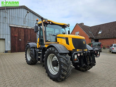 E-FARM: JCB Fastrac 3230 - Tractor - id T9V6FSB - €39,500 - Year of construction: 2008 - Engine hours: 8,601,Engine power (HP): 222.98,Germany