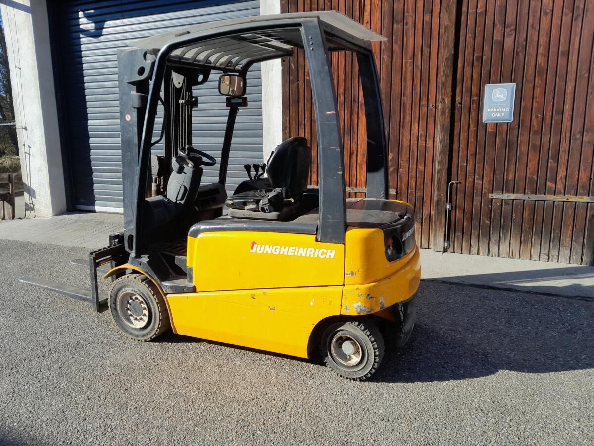 JUNGHEINRICH Targonca 9500 EUR