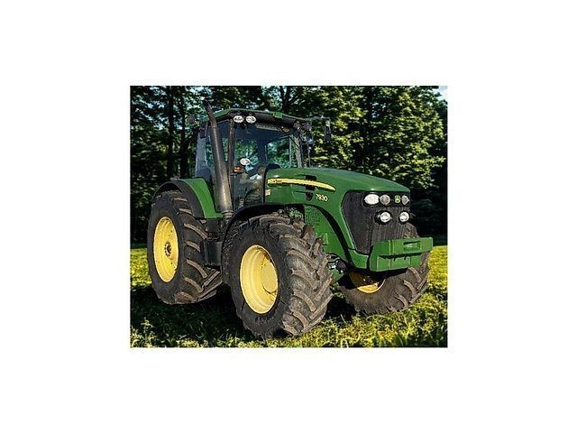 John Deere 7930 Traktor