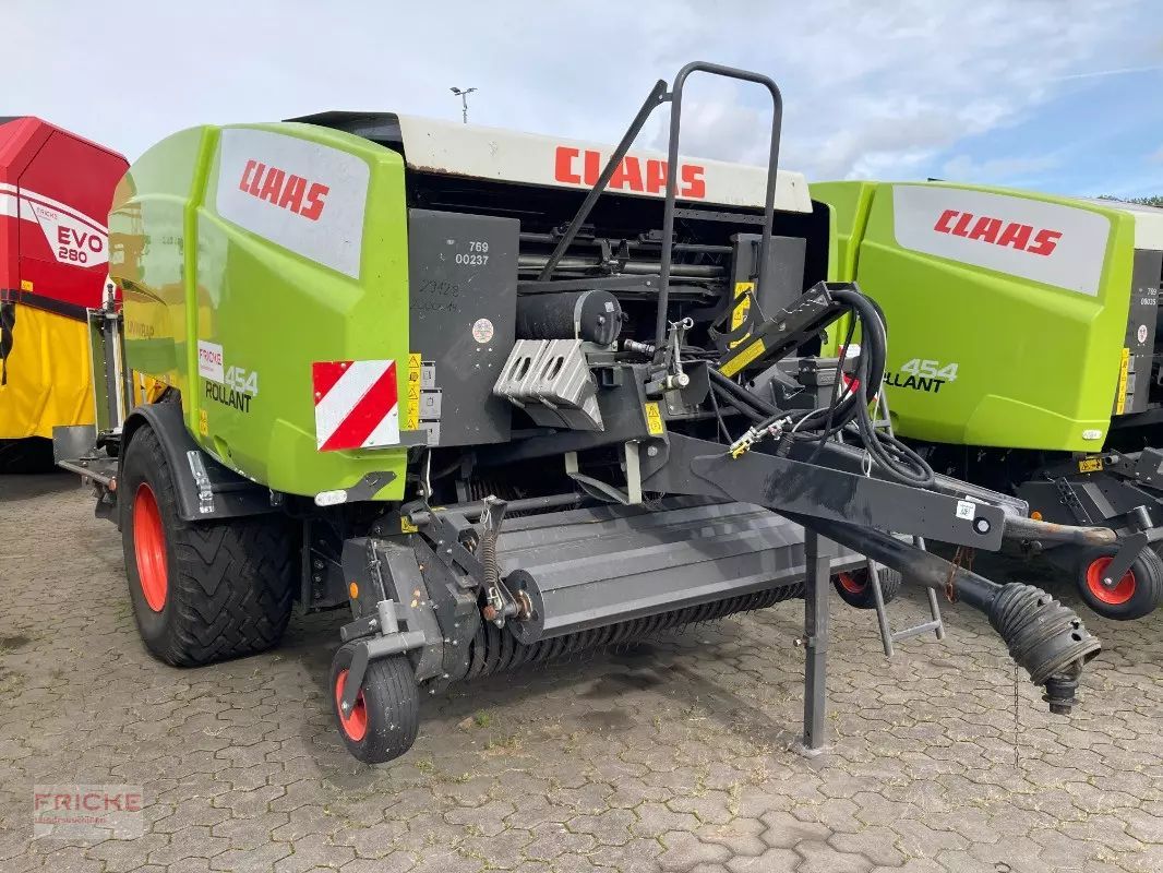 E-FARM: Claas rollant 454 uniwrap - Presă de balotat - id QEEXBQR - 60.300 EUR - Anul: 2020 - Germania