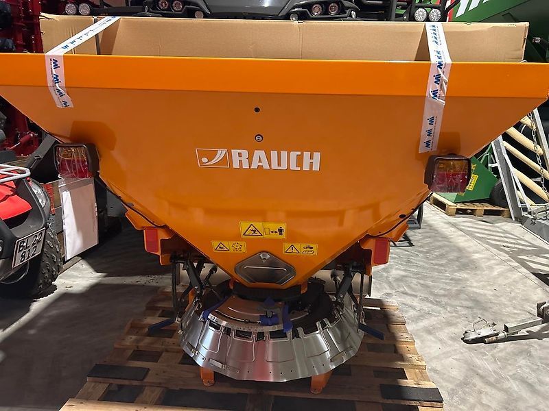 Rauch axeo 18.1 pto Fertiliser spreader €12,041