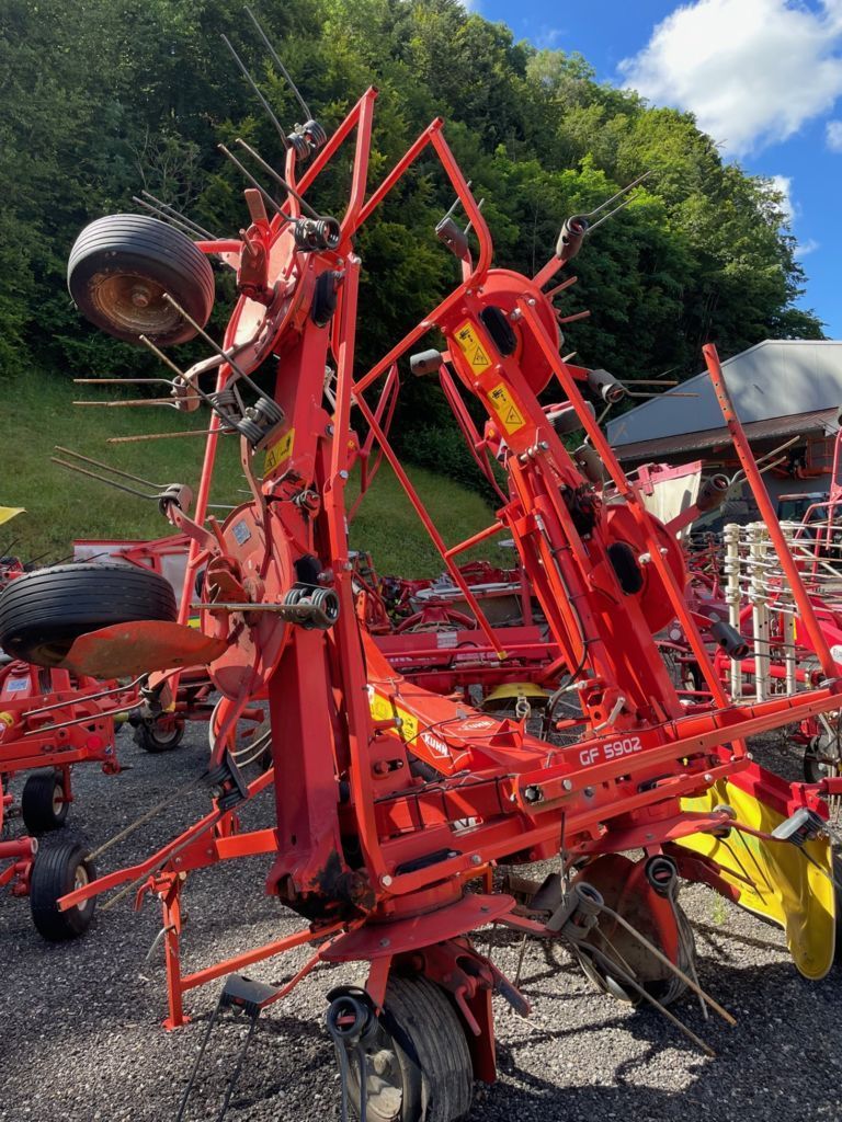 Kuhn GF 5902 Faneuse 5 200 €