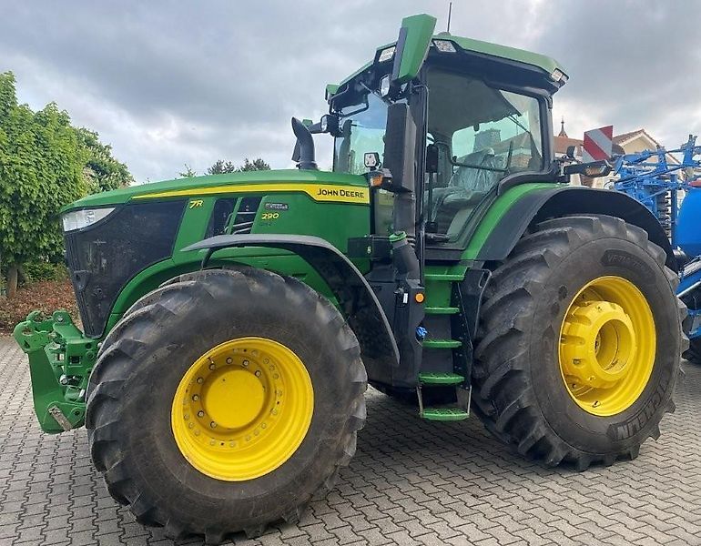 John Deere 7R 290 Tractor €142,987