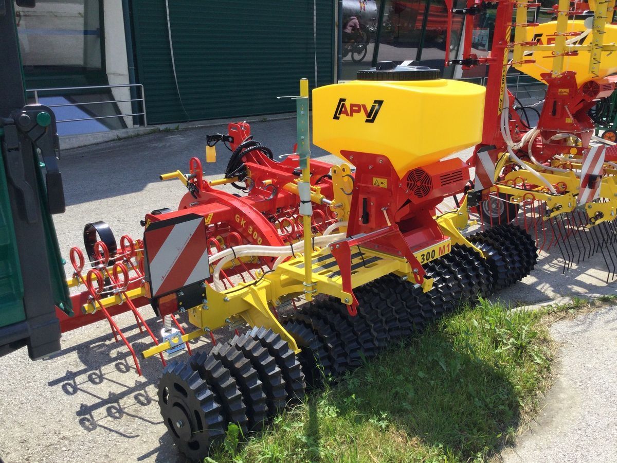 E-FARM: APV grünlandkombi gk300m1 - Semoir complémentaire - id MYAIJYJ - 15 750 € - Puissance du moteur (chevaux): 200 - Autriche