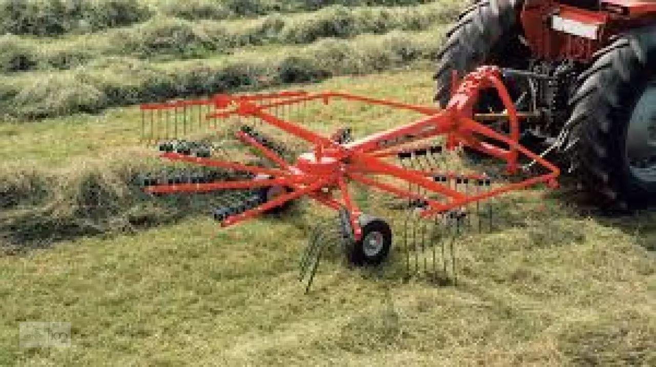 Kuhn GA 300 GM Zgrabiarka pokosowa
