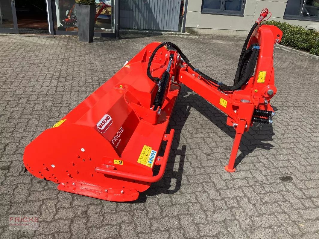 E-FARM: Maschio giraffa xxl 210 se hd - Topper - id BGPVJM7 - €9,450 - Year of construction: 2025 - Germany
