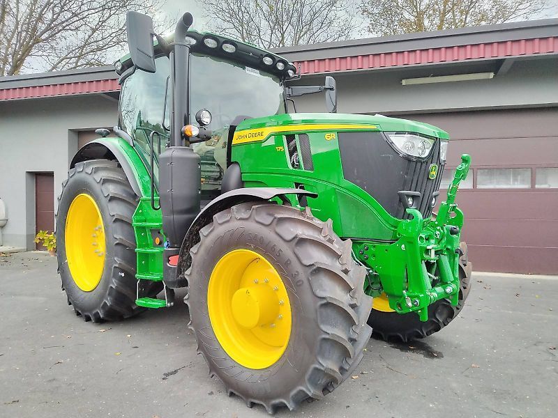 E-FARM: John Deere 6R 175 - Traktor - id XKHN5V4 - 147.400 € - Baujahr: 2022 - Abgelesene Motorstunden: 2,Motorleistung (PS): 175,Slowenien