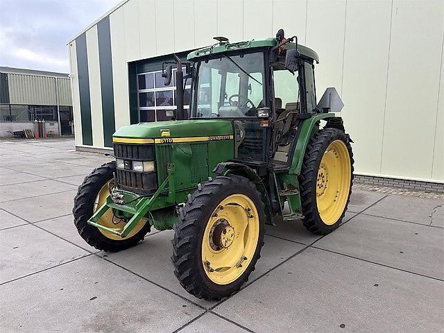 John Deere 6110 Tractor 22.500 €