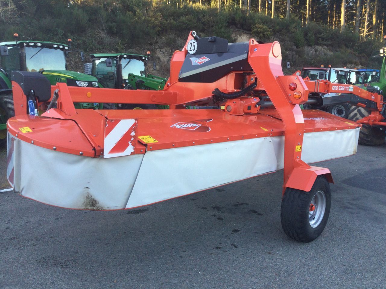 E-FARM: Kuhn GMD 5251 TC - Faucheuse - id 1DC2MCP - 19 800 € - Année: 2018 - France