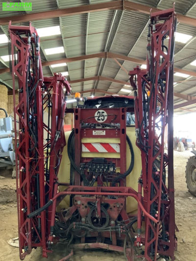 E-FARM: Hardi MASTER 1200 - Sprayer - id 8IMPCHF - €9,500 - Year of construction: 2012 - France