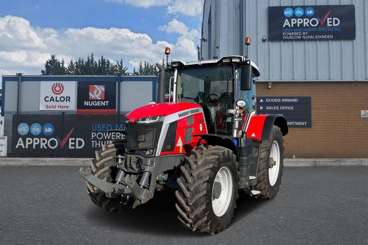 E-FARM: Massey Ferguson 8S.205 Exclusive - Traktor - id G4TCSBM - 108.366 € - Baujahr: 2021 - Abgelesene Motorstunden: 996,Vereinigtes Königreich