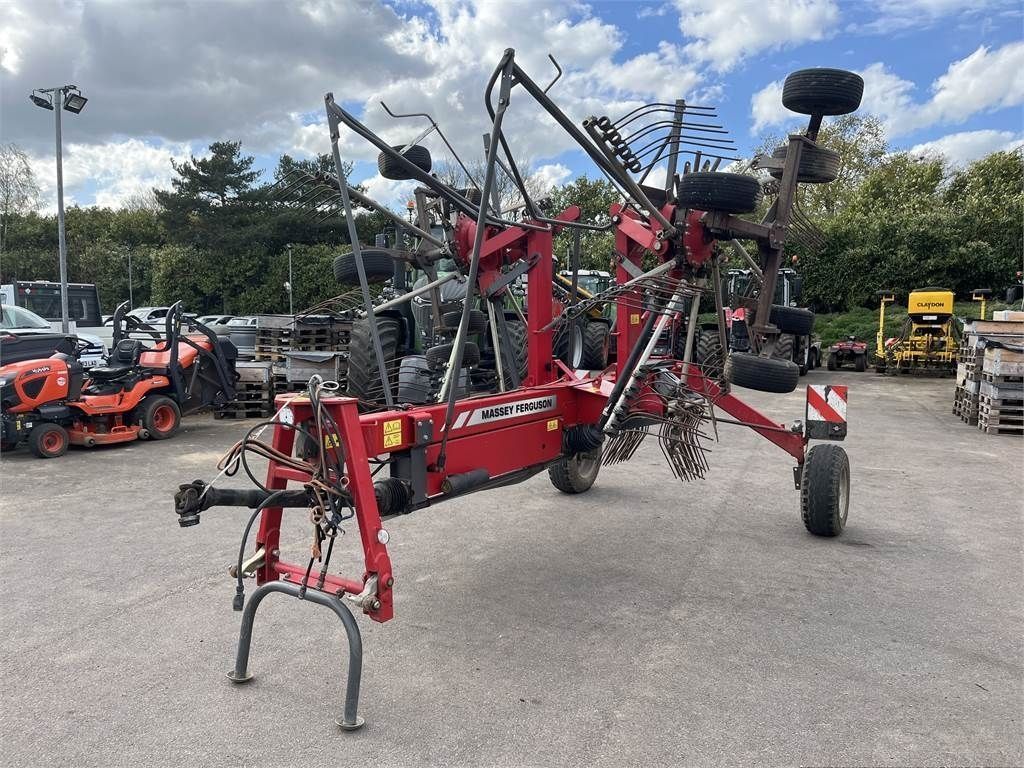 E-FARM: Massey Ferguson rk662 - Tedder - id 35RIZMI - €10,413 - Year of construction: 2017 - United Kingdom