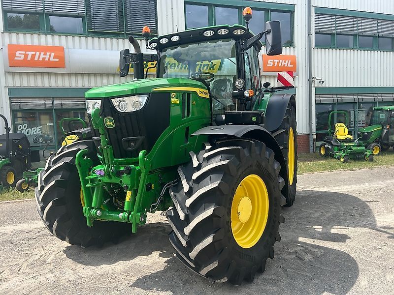E-FARM: John Deere 6R 215 - Tracteur - id UT6FHUR - 154 900 € - Année: 2023 - Lecture du nombre d'heure: 2 388,Allemagne