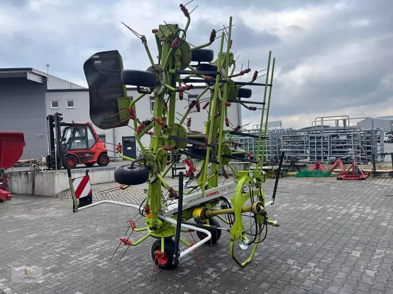 E-FARM: Claas Volto 1100 - Faneuse - id MZKAKWI - 10 000 € - Année: 2014 - Allemagne