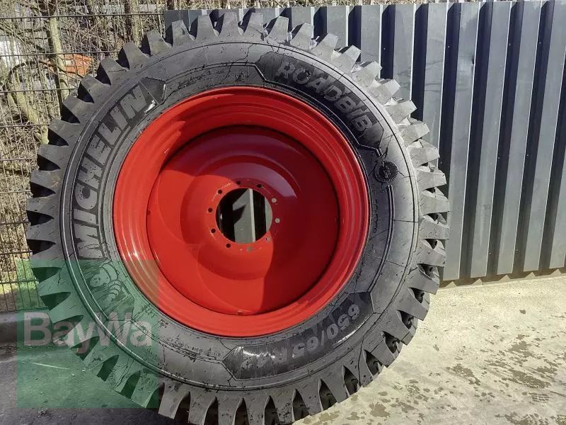 MICHELIN 2x 650/65r42 165d/161e roadbib Wheel and track €8,325