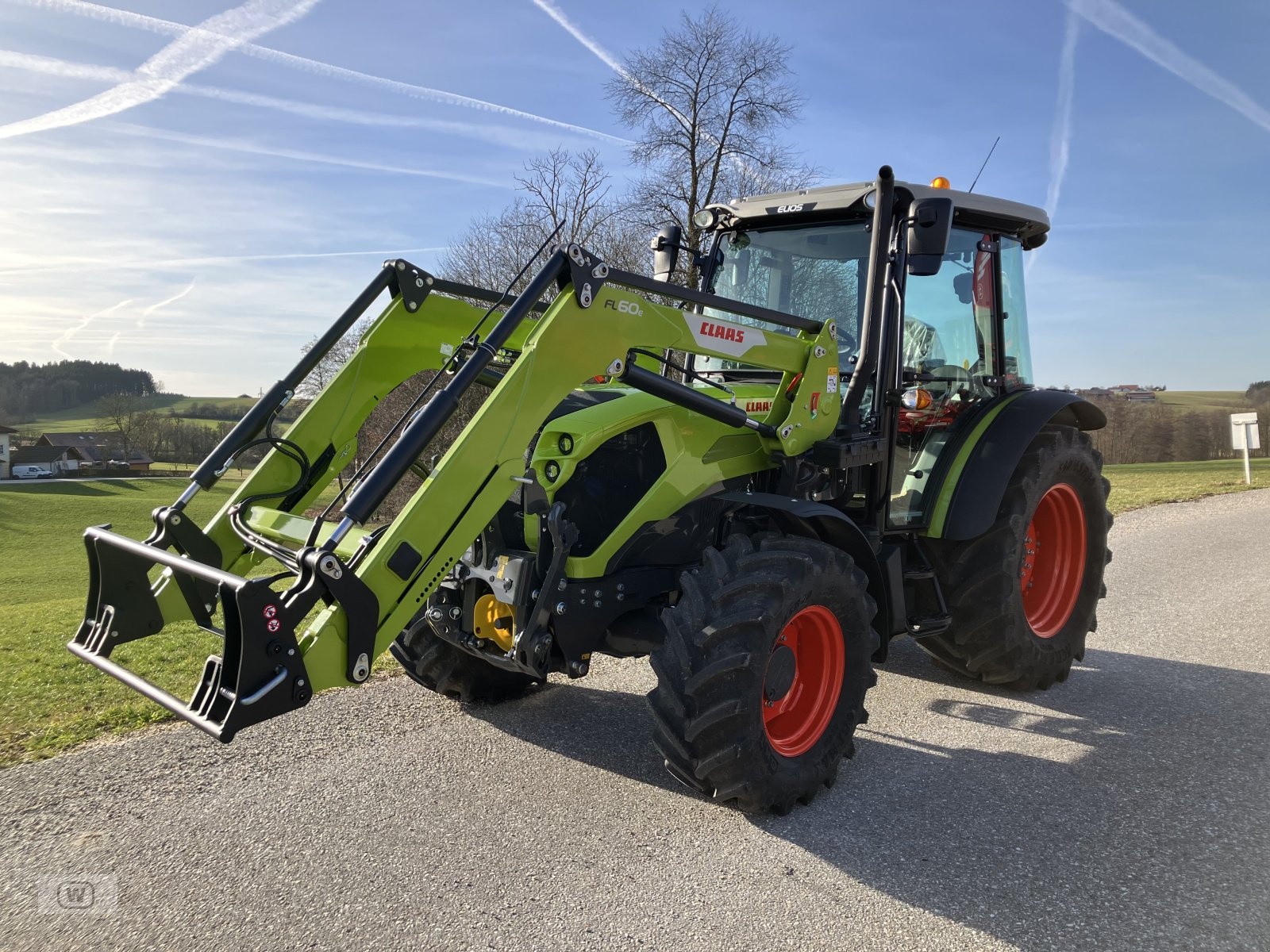 Claas Elios 320 tractor €65,900