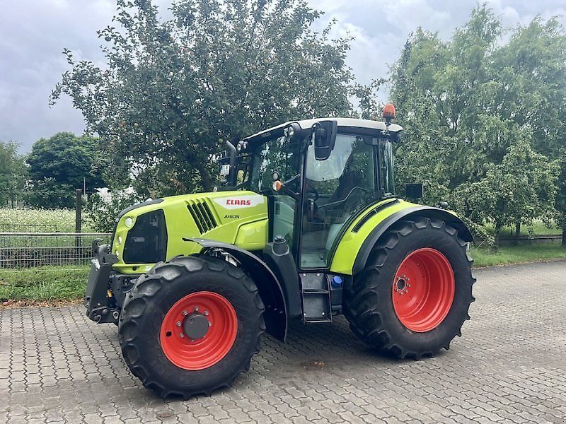 Claas Arion 410 CIS Traktor