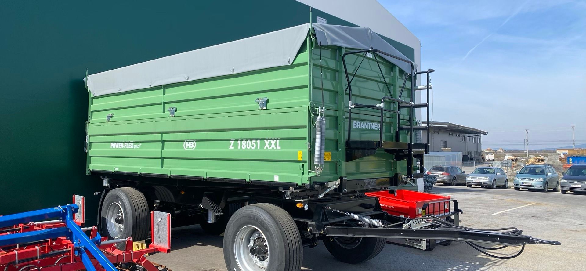 BRANTNER Z 18051 XXL Samohodnik 26.500 €