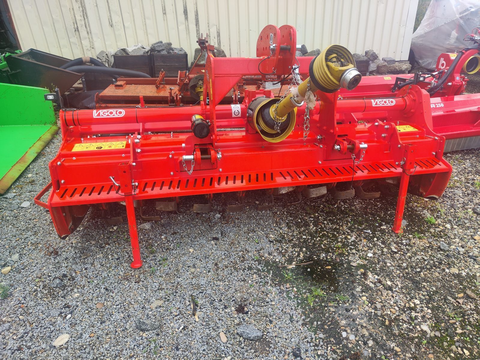 VIGOLO fpg3 260e Power harrow €10,900