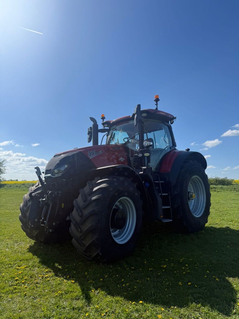 Case IH Optum 300 Traktor 120 642 €