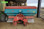 Sulky-Burel x 36 fertiliserspreaders €5,000