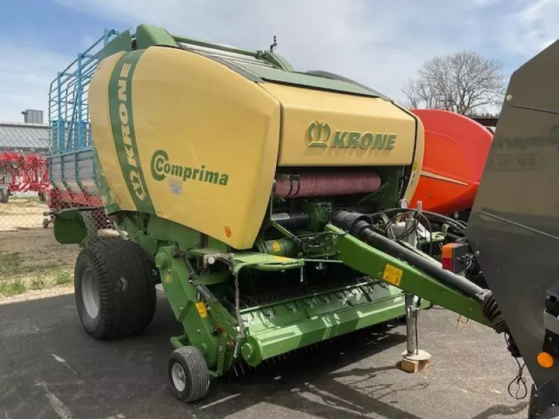 E-FARM: Krone v 150 - Πρέσσα - id 77V2BIN - 26.500 € - Χρονία: 2016 - Γαλλία