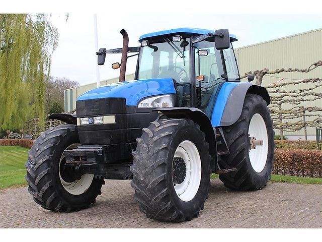 New Holland TM 190 Traktor 21 750 €