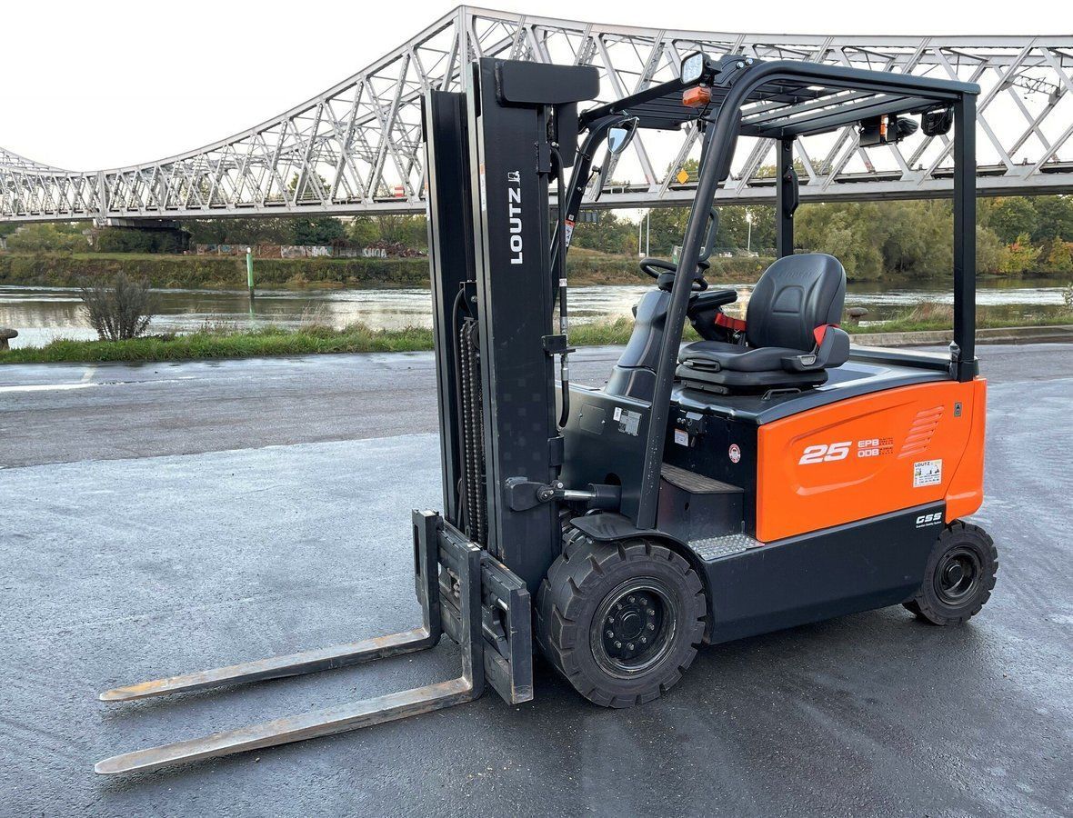 Doosan b25x-7 Forklift €28,000