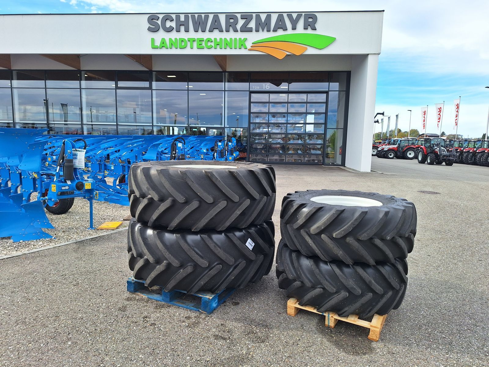E-FARM: MICHELIN 600/65r34+480/65r24 kompletträder - Räder und Raupenlaufwerk - id LXSMVUL - 6.017 € - Österreich