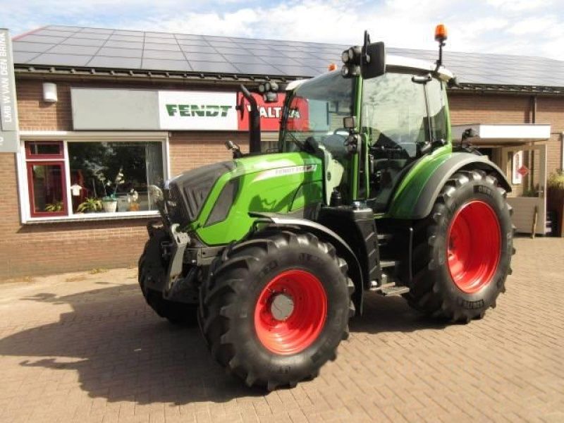 E-FARM: Fendt 312 Vario - Tracteur - id 4LSTSXH - 72 500 € - Année: 2017 - Lecture du nombre d'heure: 5 025,Puissance du moteur (chevaux): 114,Pays-Bas