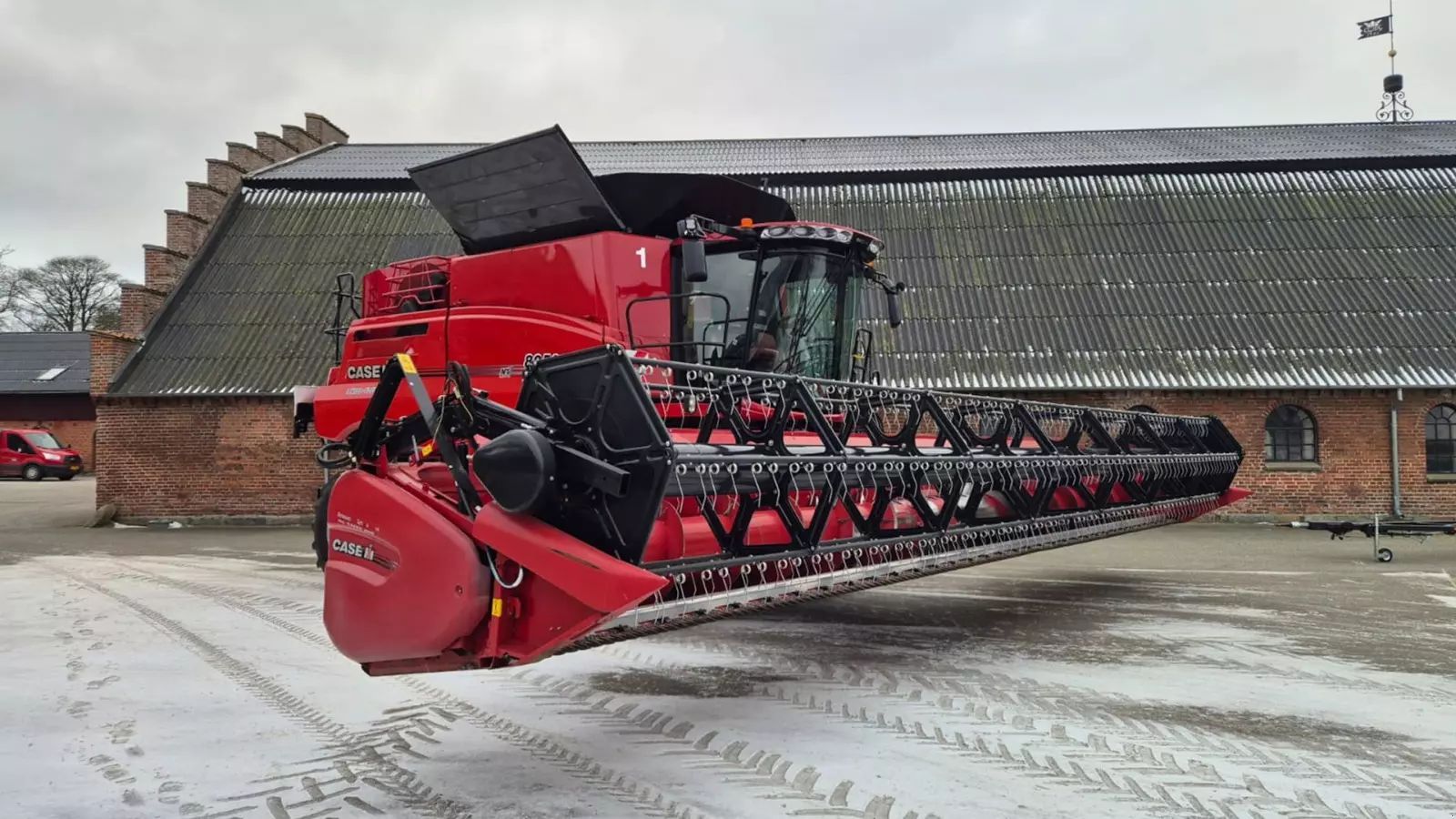 Case IH Axial Flow 8250 Combine harvester €334,139
