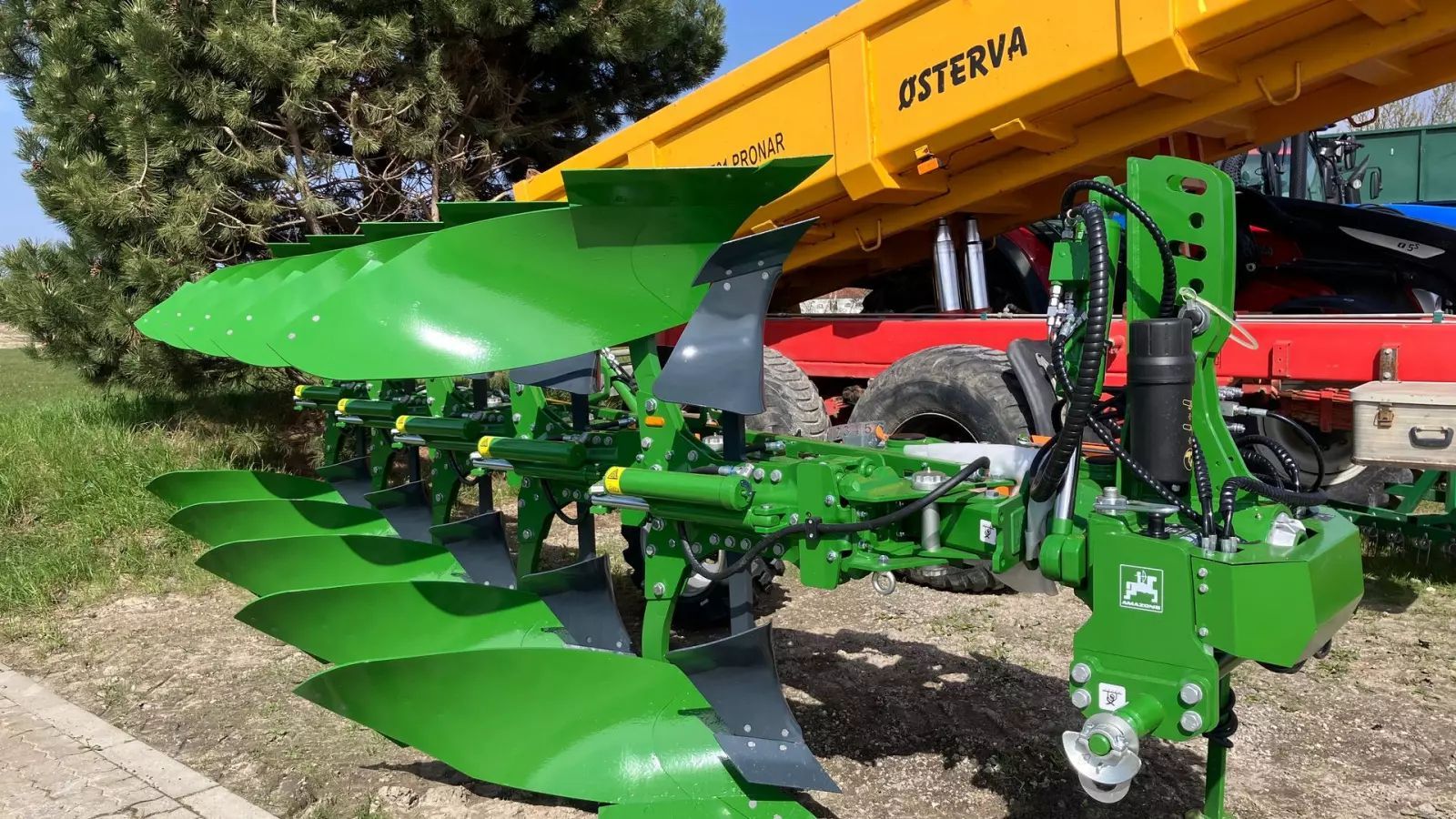 Amazone teres 200vs 4+1 ---- teres 200 v ---- Arado 34.528 €